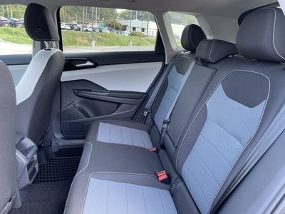 2025 Volkswagen Taos S