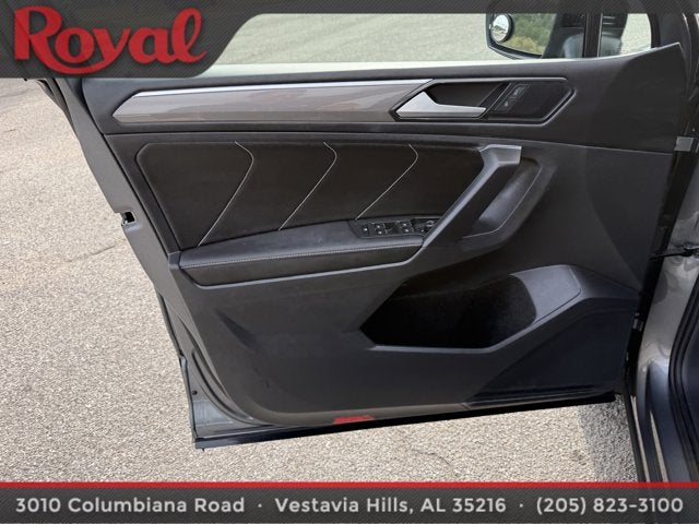 2023 Volkswagen Tiguan SE R-Line Black