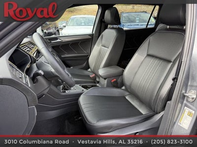 2023 Volkswagen Tiguan SE R-Line Black