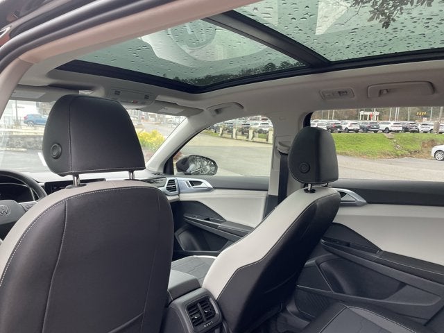 2026 Volkswagen Taos SE