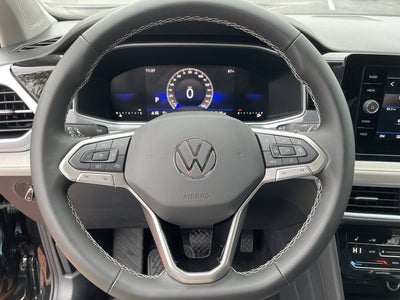 2026 Volkswagen Taos SE