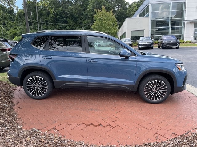 2026 Volkswagen Taos SE