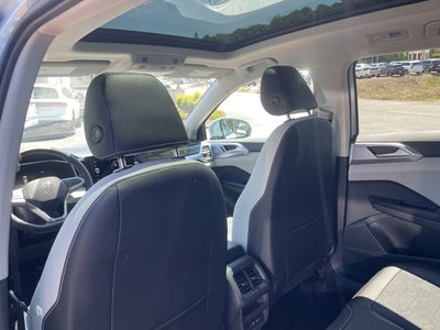 2026 Volkswagen Taos SE