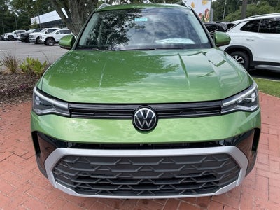 2025 Volkswagen Taos SE