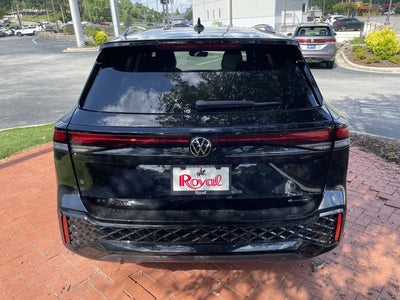 2026 Volkswagen Tiguan SE R-Line Black