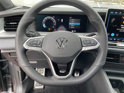 2026 Volkswagen Tiguan SE R-Line Black