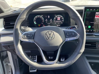 2026 Volkswagen Tiguan SE R-Line Black