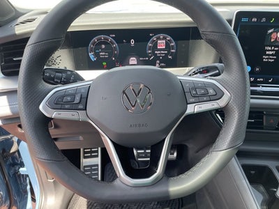 2026 Volkswagen Tiguan SE R-Line Black