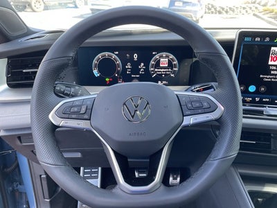 2026 Volkswagen Tiguan SE R-Line Black