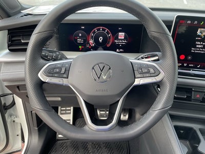 2026 Volkswagen Tiguan SE R-Line Black