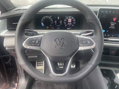 2026 Volkswagen Tiguan SE R-Line Black