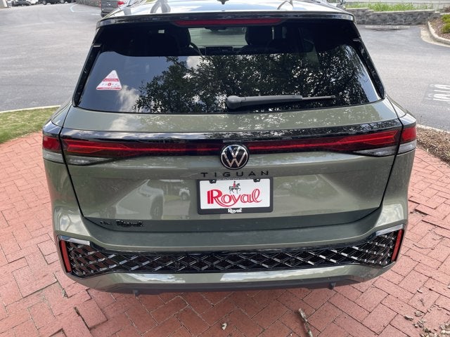 2026 Volkswagen Tiguan SE R-Line Black
