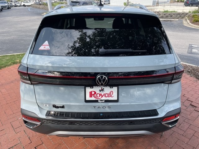 2026 Volkswagen Taos SE