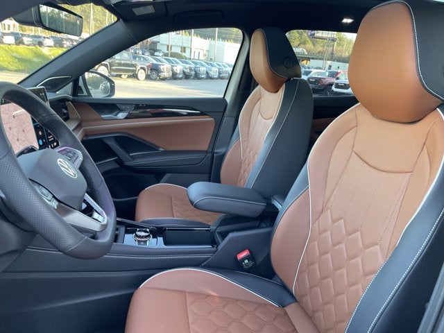 2026 Volkswagen Tiguan SEL R-Line Turbo