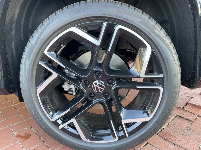 2026 Volkswagen Tiguan SEL R-Line Turbo