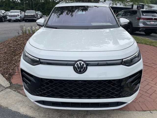 2026 Volkswagen Tiguan SEL R-Line Turbo