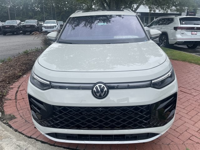 2026 Volkswagen Tiguan SEL R-Line Turbo