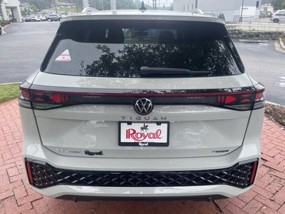 2026 Volkswagen Tiguan SEL R-Line Turbo