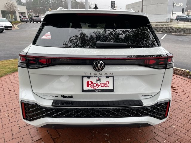 2026 Volkswagen Tiguan SEL R-Line Turbo