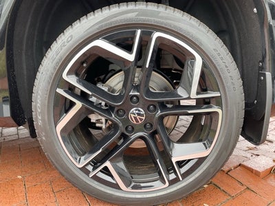 2026 Volkswagen Tiguan SEL R-Line Turbo