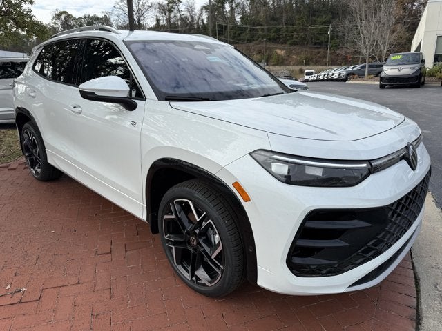 2026 Volkswagen Tiguan SEL R-Line Turbo
