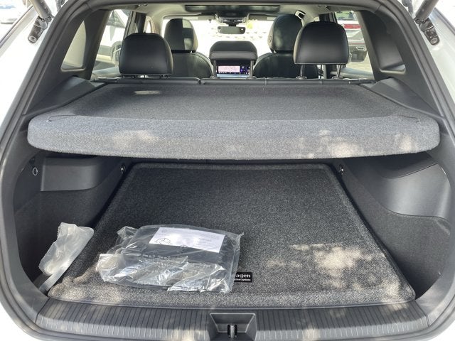 2026 Volkswagen Tiguan SEL R-Line Turbo