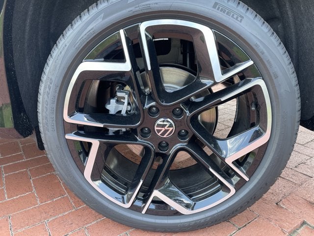2026 Volkswagen Tiguan SEL R-Line Turbo