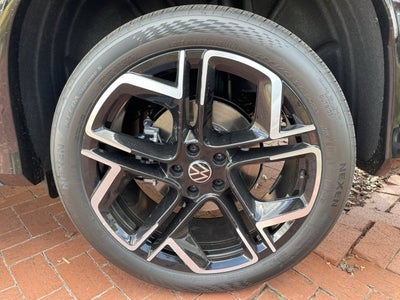 2026 Volkswagen Tiguan SEL R-Line Turbo