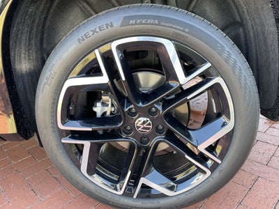 2026 Volkswagen Tiguan SEL R-Line Turbo