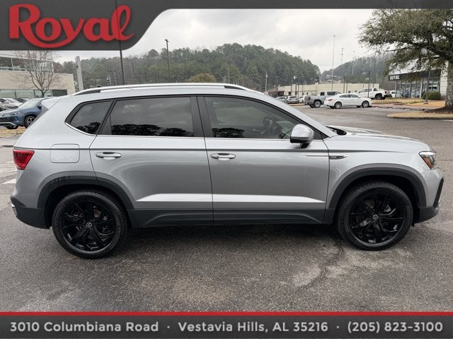 2023 Volkswagen Taos SE