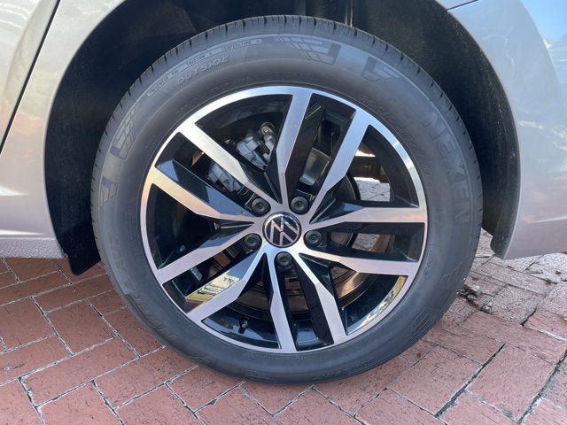 2027 Volkswagen Jetta SE