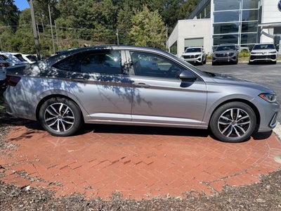 2027 Volkswagen Jetta SE