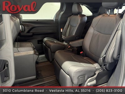 2026 Toyota Sienna Platinum
