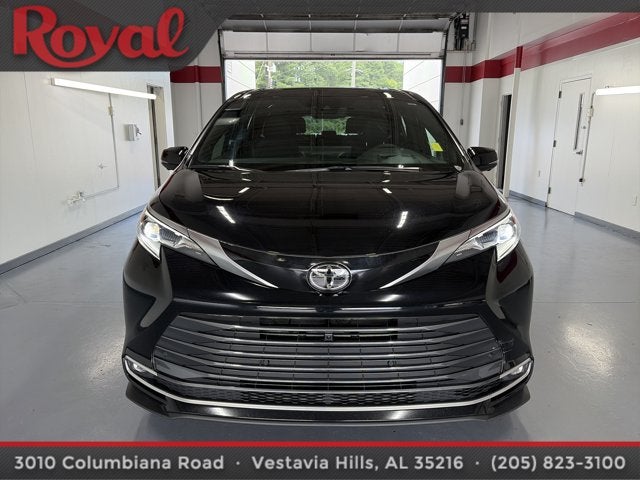 2026 Toyota Sienna Platinum