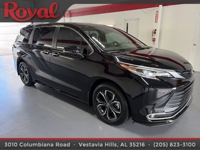 2026 Toyota Sienna Platinum