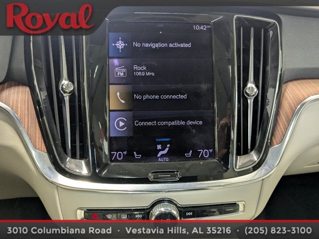 2021 Volvo S60 Momentum