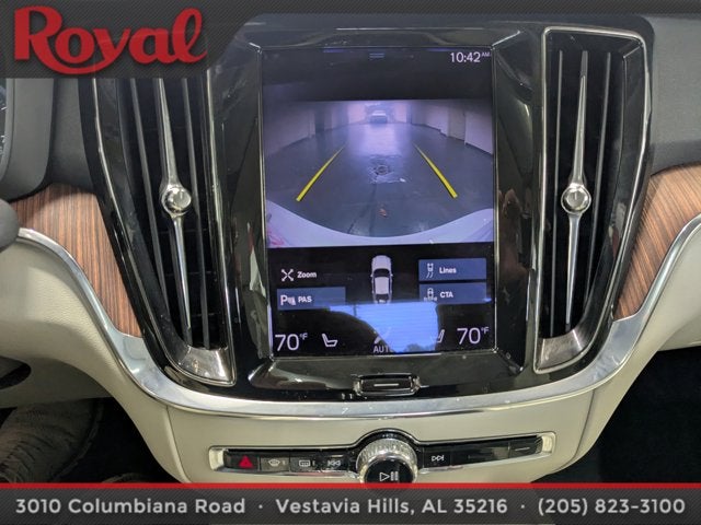 2021 Volvo S60 Momentum