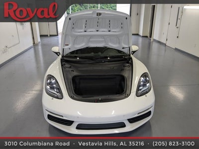 2018 Porsche 718 Cayman Base