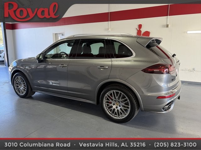 2017 Porsche Cayenne GTS