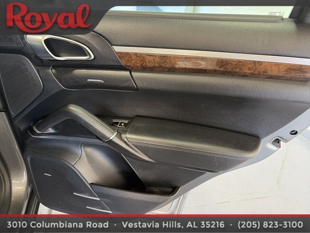 2017 Porsche Cayenne GTS