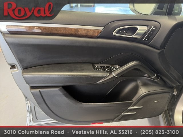 2017 Porsche Cayenne GTS