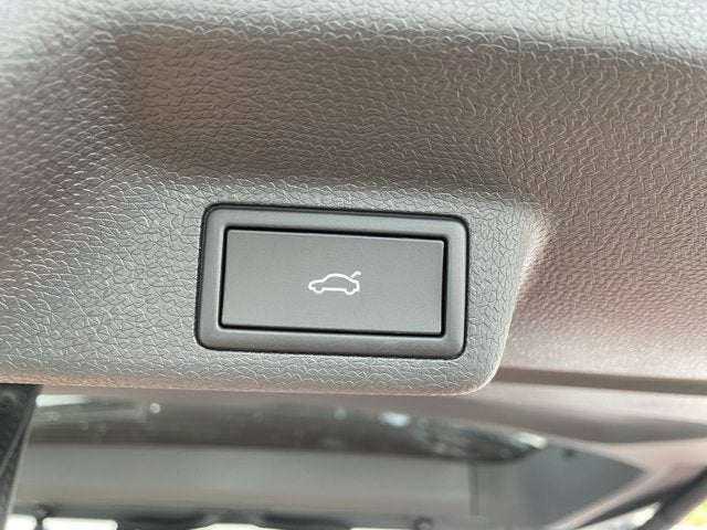 2025 Volkswagen ID. Buzz Pro S Plus