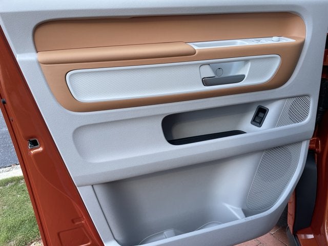 2025 Volkswagen ID. Buzz Pro S Plus