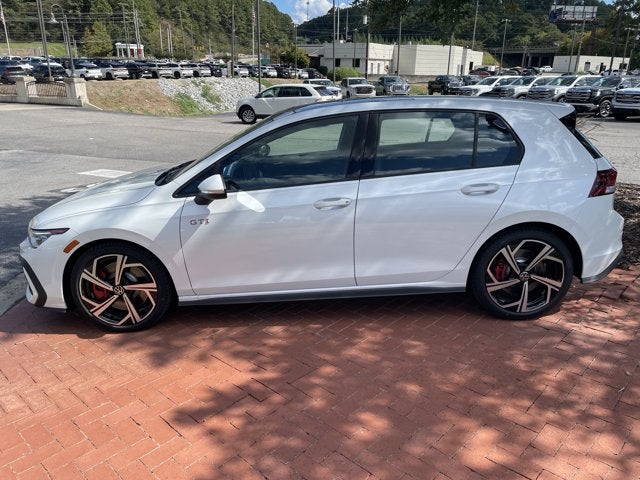 2026 Volkswagen Golf GTI SE
