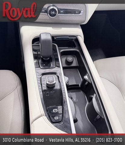 2023 Volvo XC90 Plus