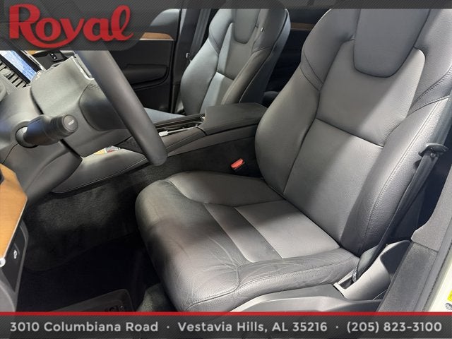2023 Volvo XC90 Plus