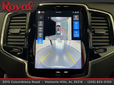 2024 Volvo XC90 Plus Bright Theme
