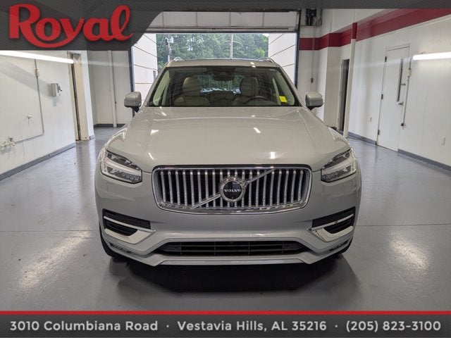 2024 Volvo XC90 Plus Bright Theme