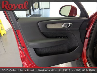 2021 Volvo XC40 Inscription