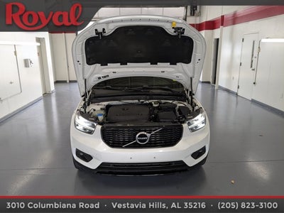 2021 Volvo XC40 R-Design